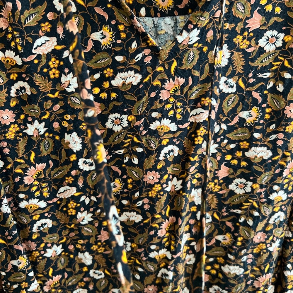 Knox Rose floral top - Picture 3 of 6
